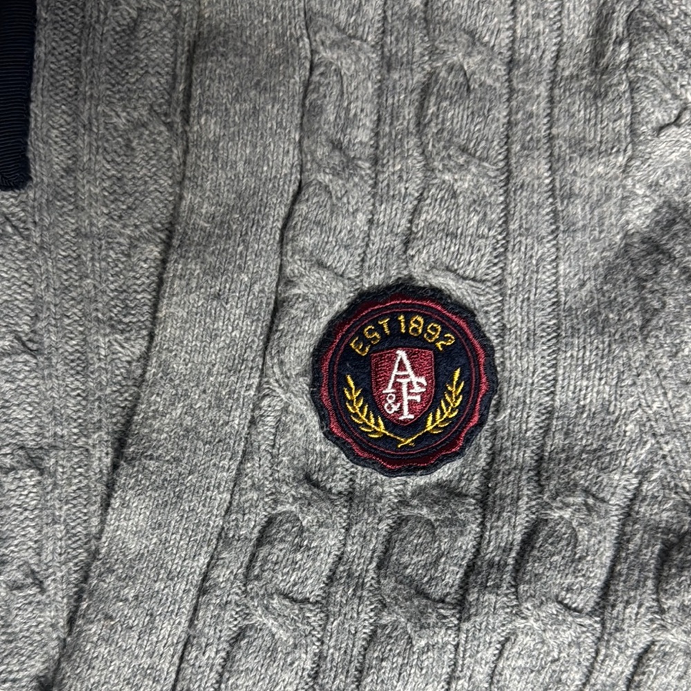 Abercrombie Gray Cable Knit Cardigan Sweater - Picture 3 of 9